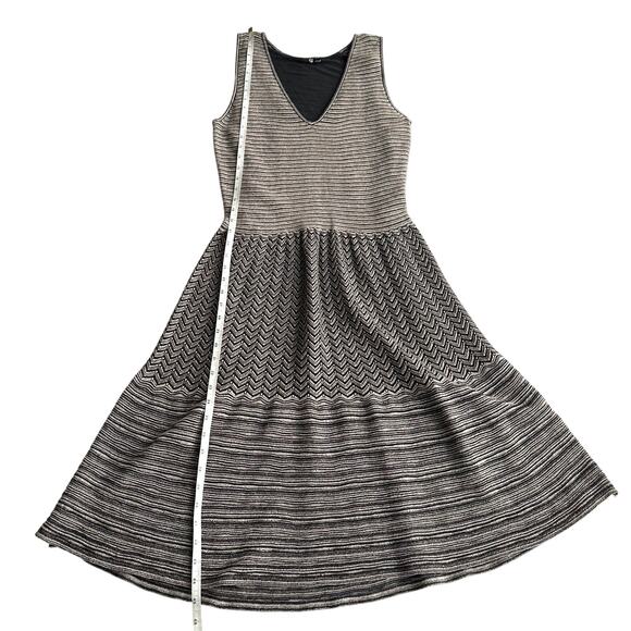Knitted & Knotted Anthro Textured Metallic Sleeveless Silver Sweater Dress L - Picture 8 of 8
